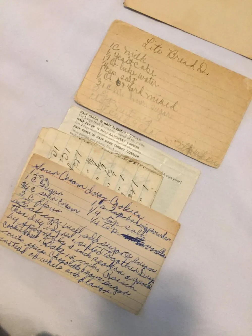 Vintage Ohio Art Metal Recipe Box 90+ Handwritten/Clipped Recipes ESTATE FIND